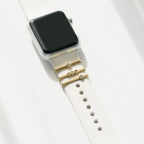 آویز Apple Watch تک نگین کُنج متصل